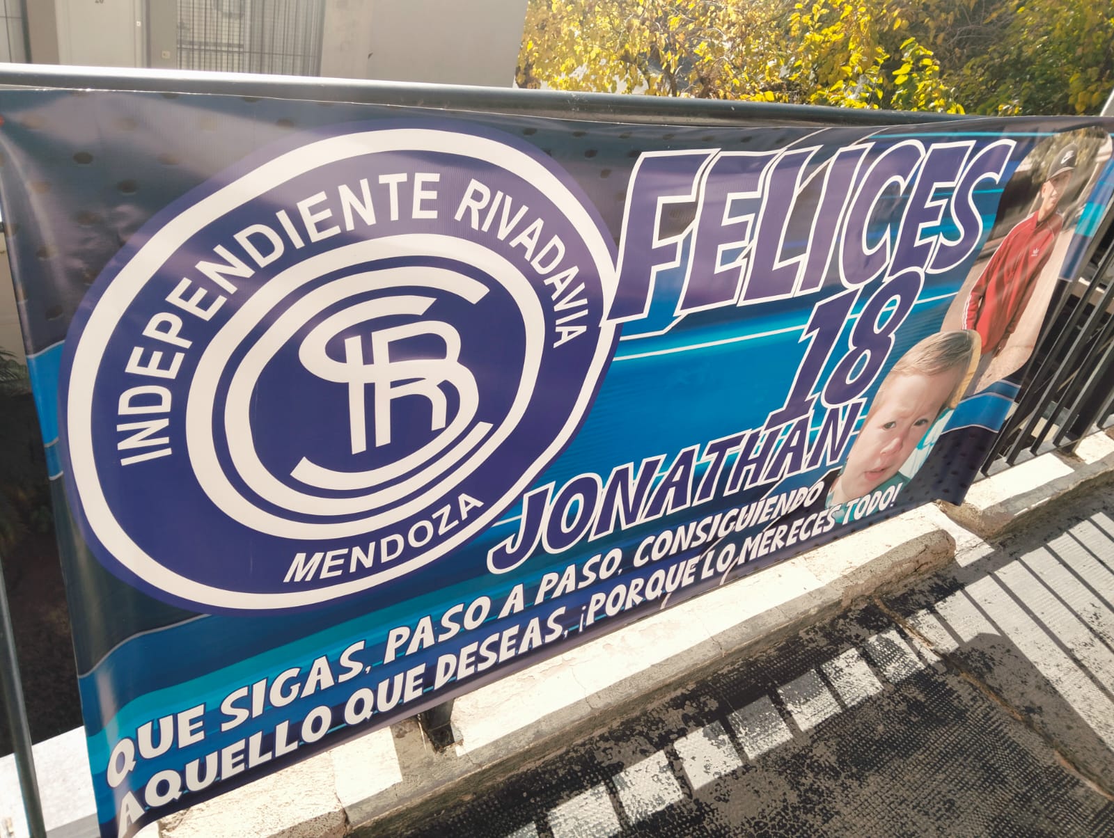 Bandera Cumpleaños 18